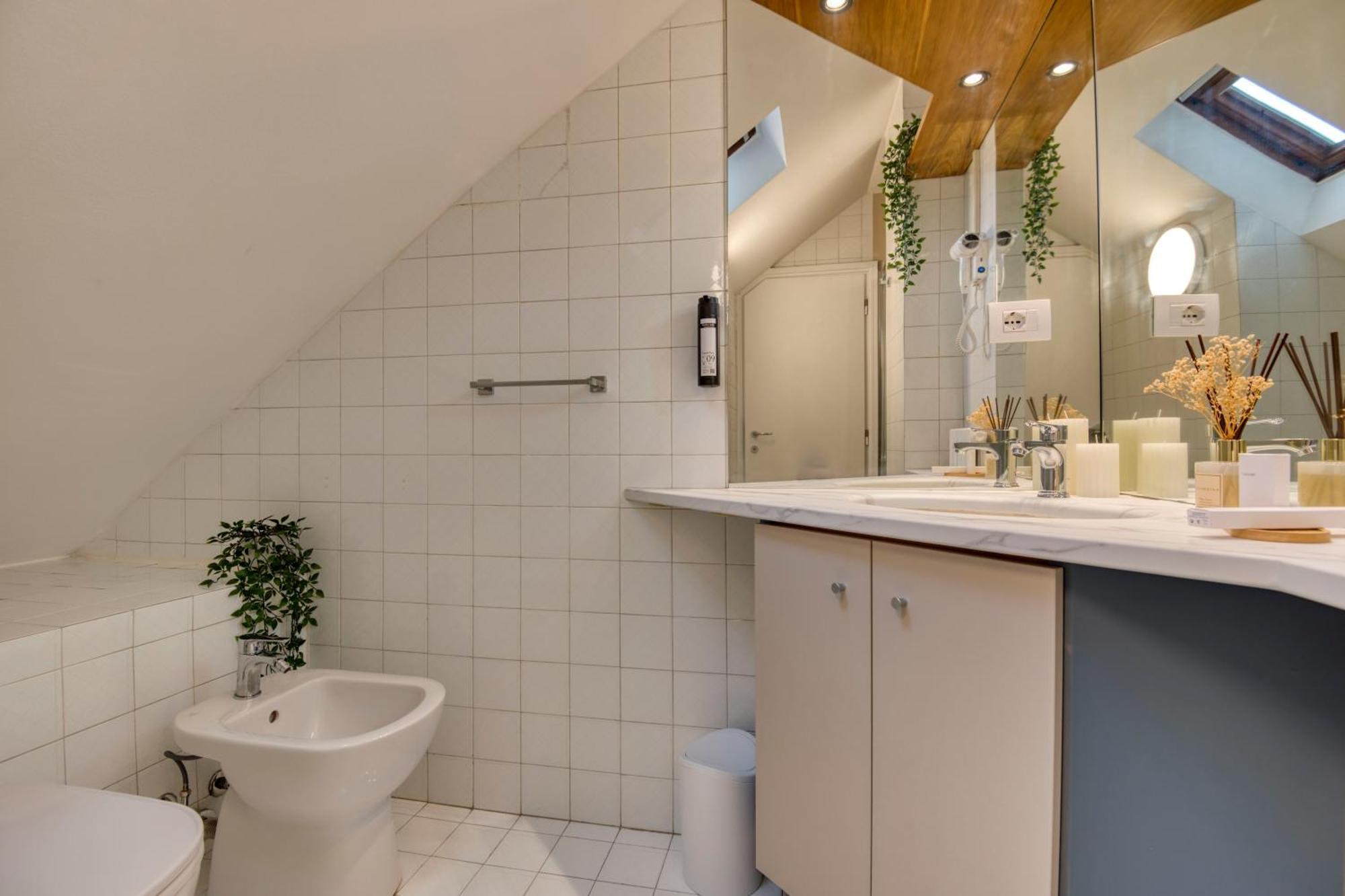 Milan Royal Suites -Montenapoleone- Luaran gambar